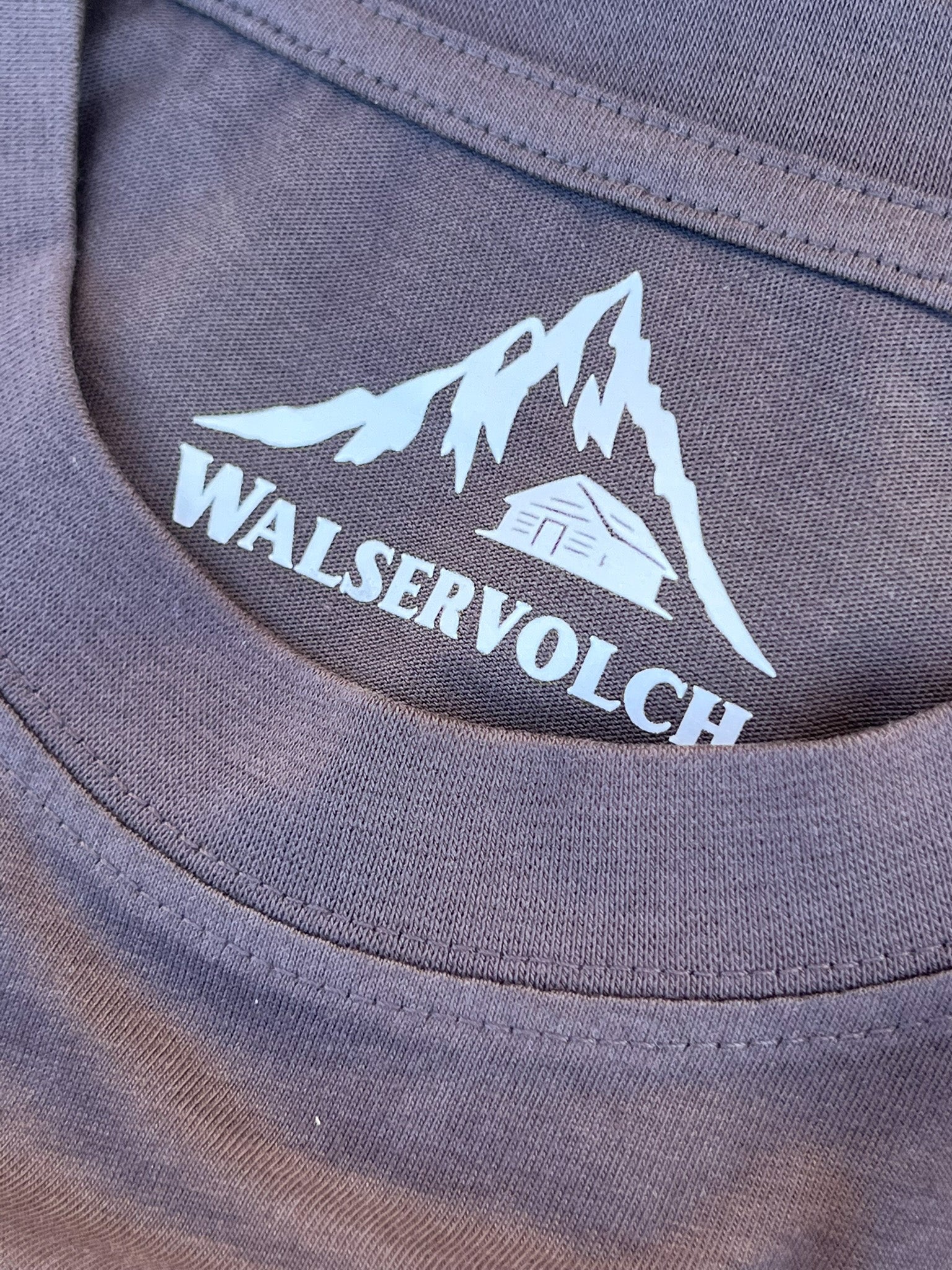 T-Shirt Jeger&Fischer - Fischer sitzend